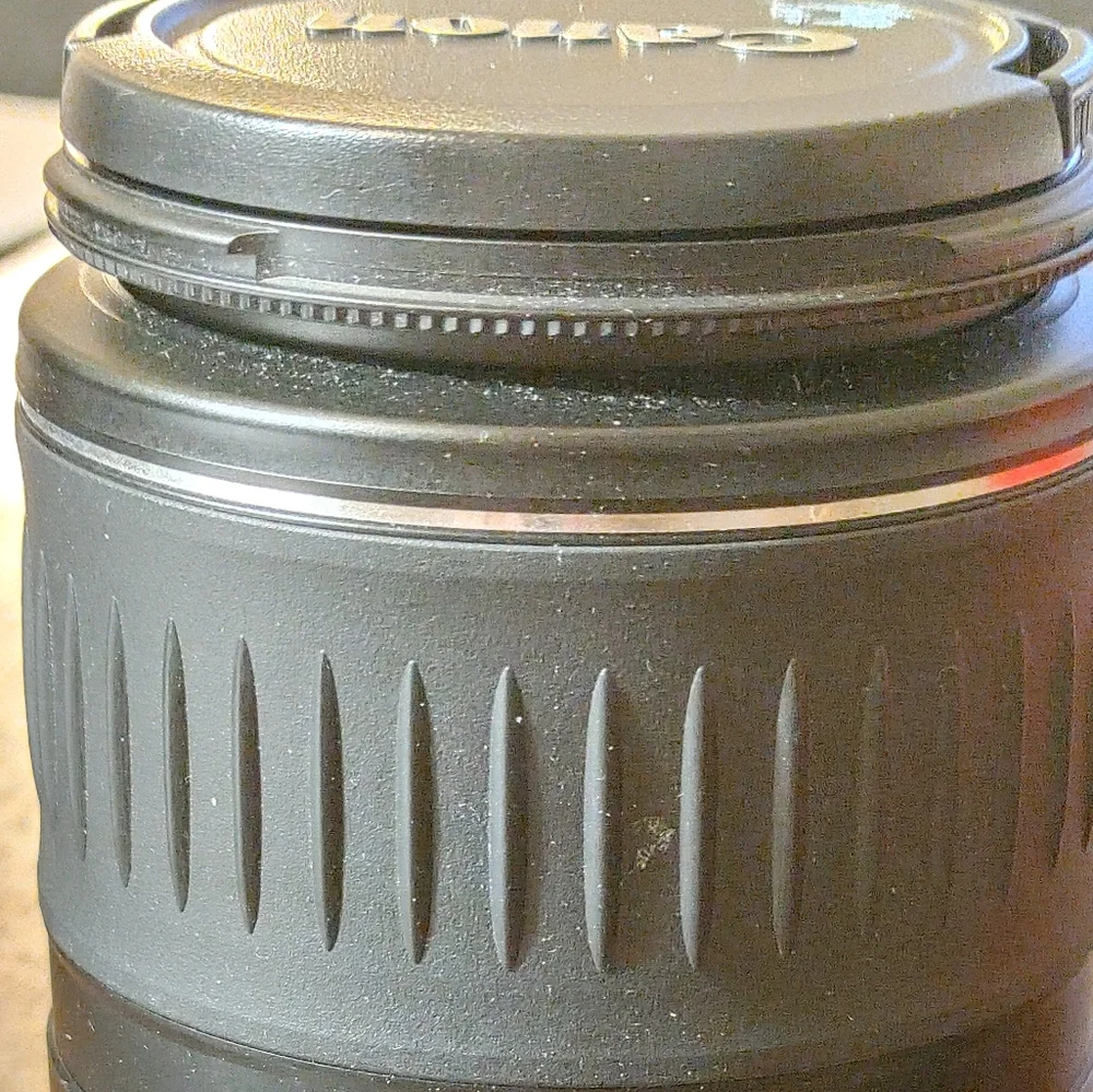 Canon EF 28-90mm 4.5-5.6